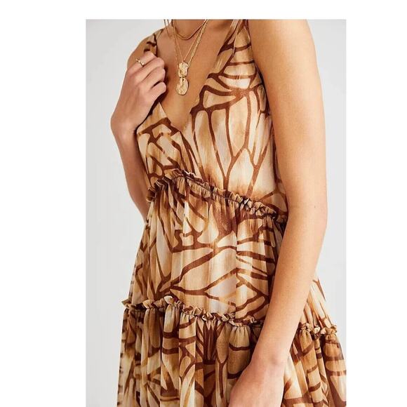 New Free People Julianna Floral Tiered Maxi Dress $168 Small Sable Sand - Picture 3 of 11